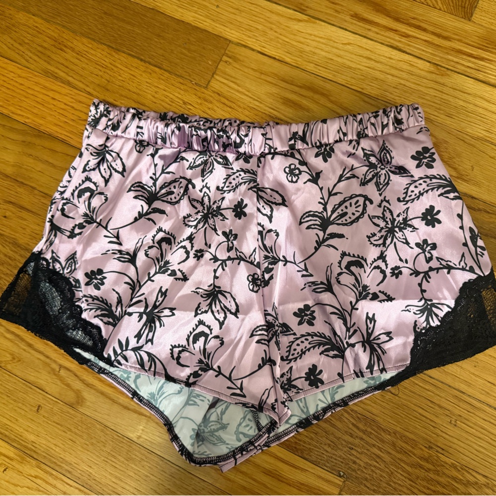 Mentionables Lavender Floral Lace Trim Satin Shorts